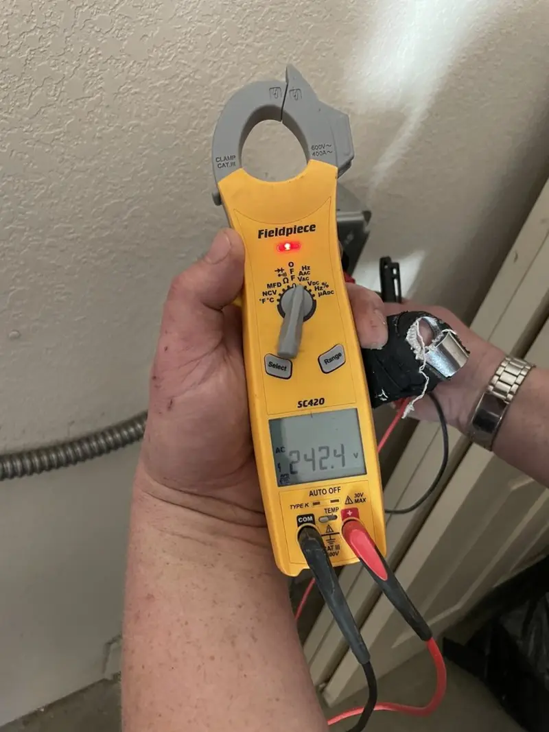 Voltage testing with clamp meter during Aluminum Wiring Replacement in Farmington